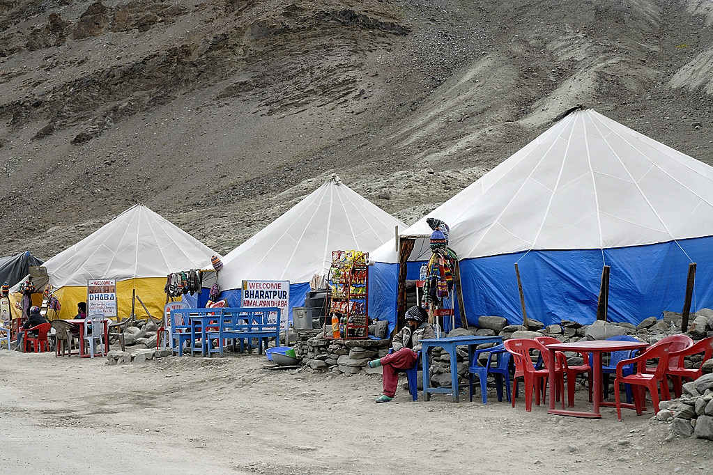 060724-15.jpg - Bharadpur