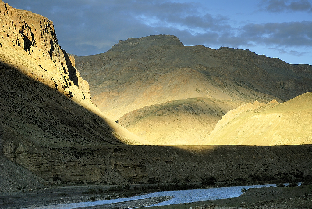 060725-11.jpg - Coucher de soleil au bivouac