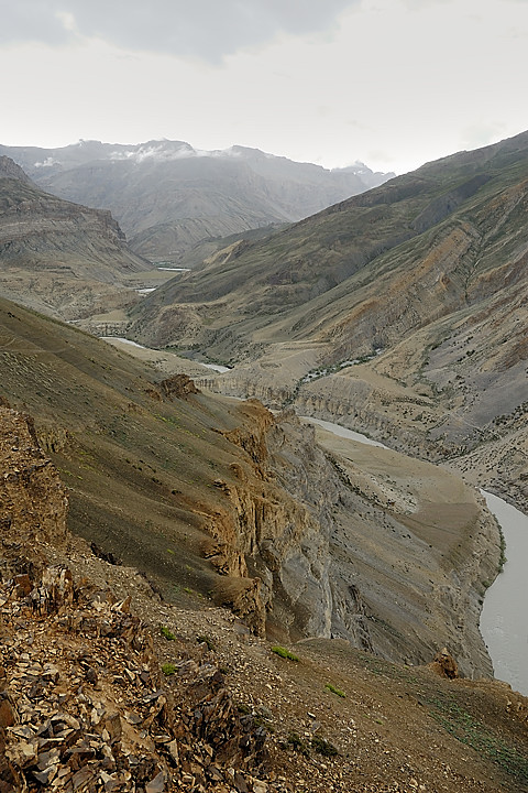 060726-06.jpg - Regard vers Tsok Mesik depuis l'paule 4230 m (face Lahaul)