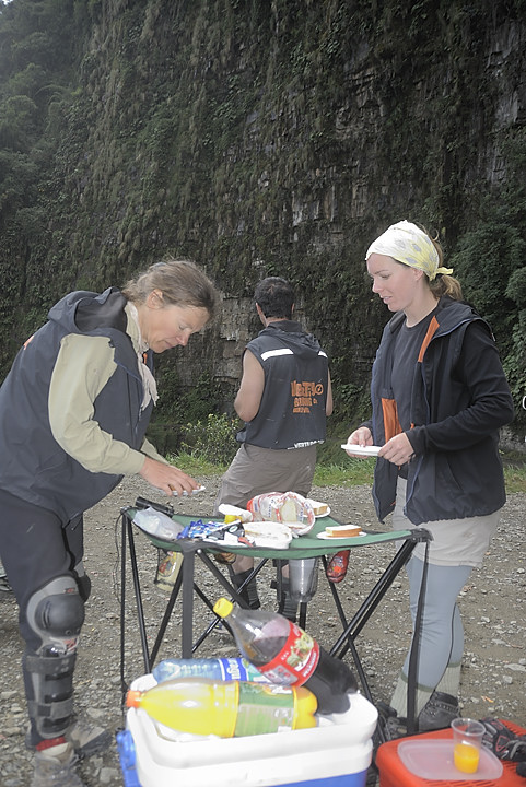 080814-39.jpg - Pause casse-croute