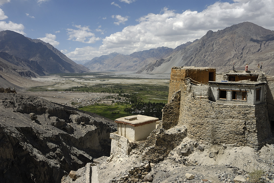 090810-16.jpg - Deskyid Gompa