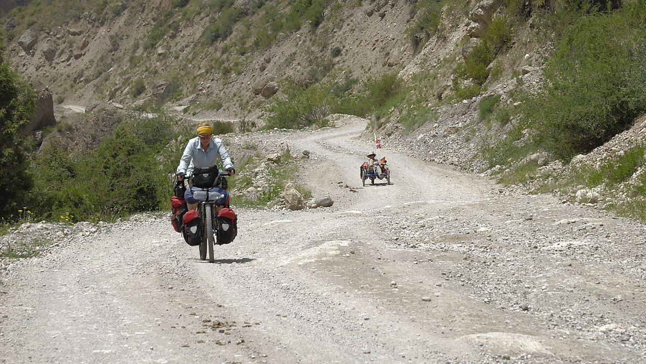 100718-21.jpg - Monte au Saghirdarsht Pass