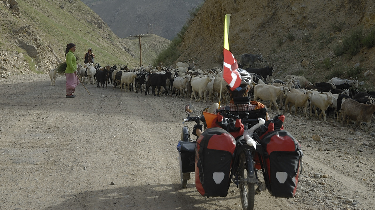 100727-35.jpg - Le long de la Panj entre Khorog et Sist