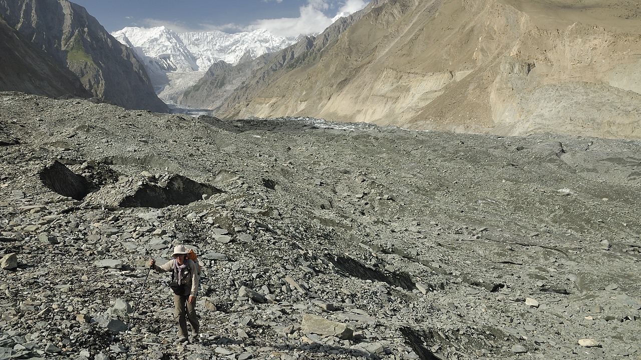 120824-082811.jpg - Traversée du glacier du Bualtar