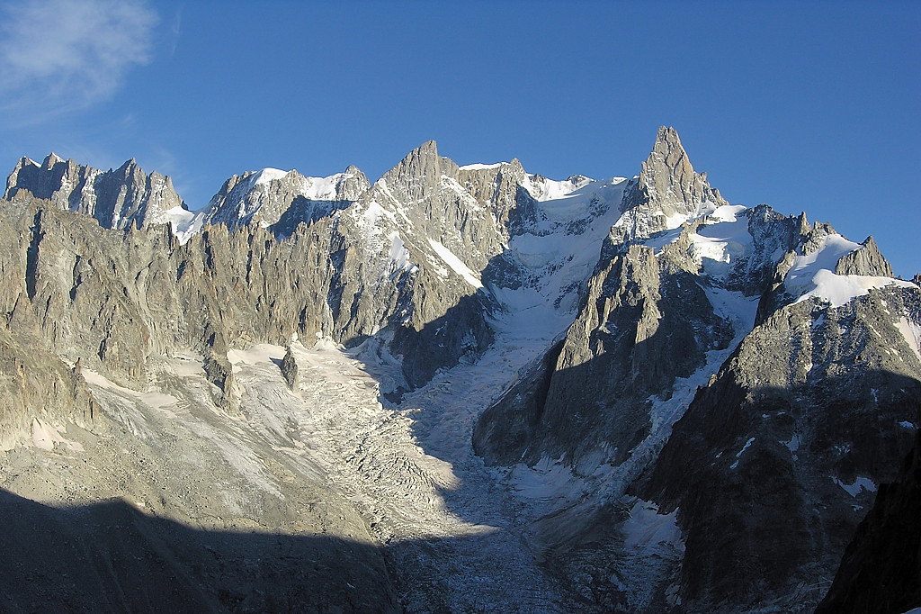 070915-33.jpg - Au sommet de la deuxime Tour d'Orient : des Jorasses  la Dent du Gant