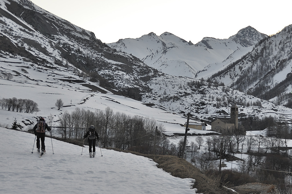 090319-01.jpg - Dpart de Maljasset