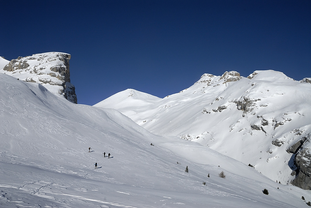 100306-07.jpg - Entre du vallon, Roche Courbe et Grand Ferrand