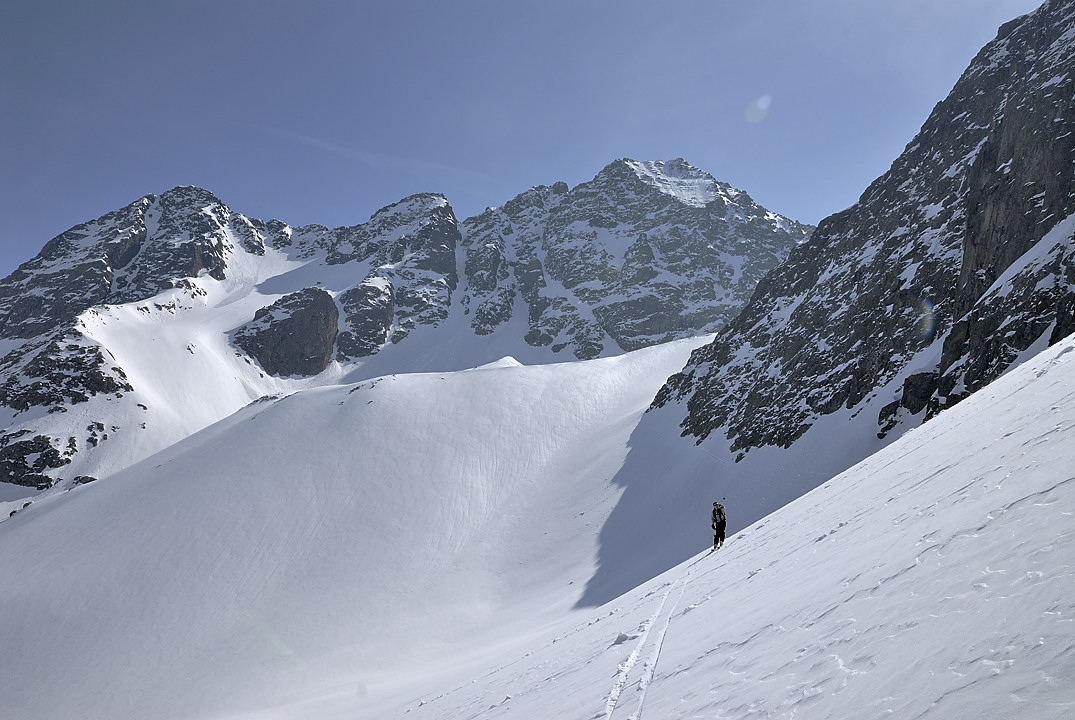 100410-09.jpg - Traverse du Col d'Arguille vers le lac de la Folle