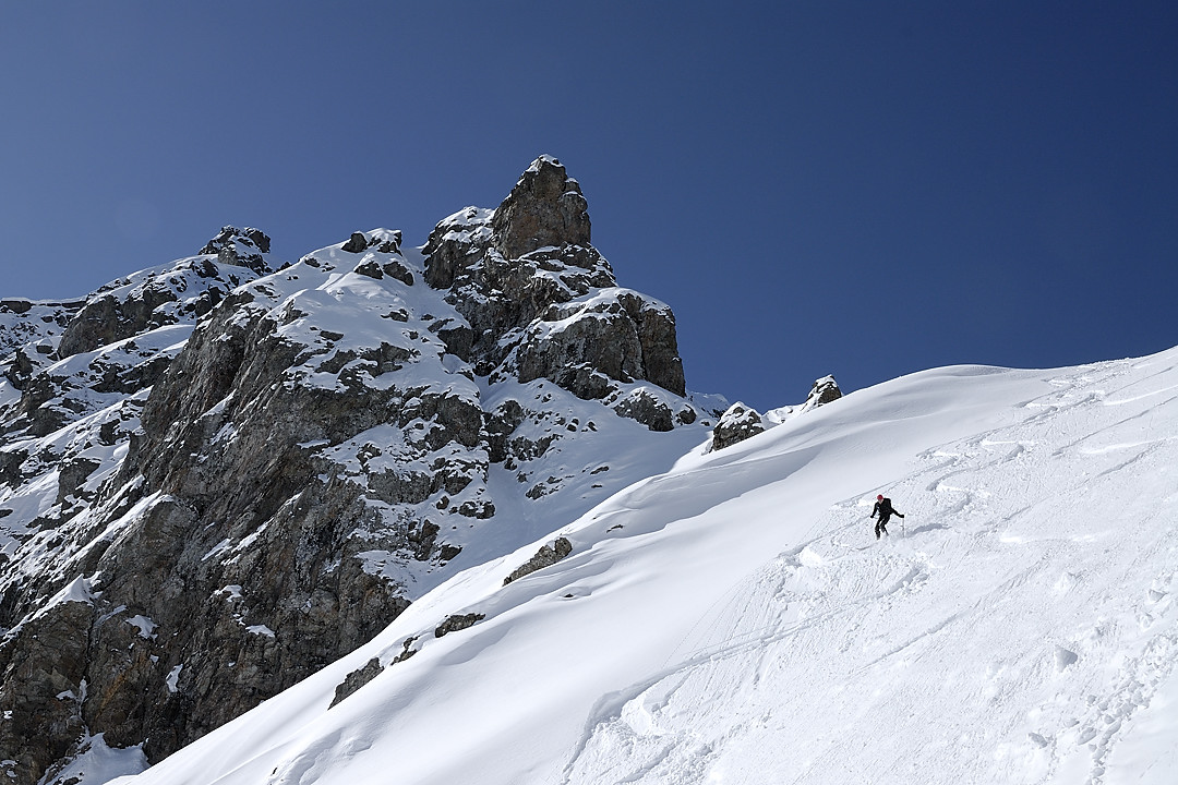 100417-14.jpg - Descente du Col des Lances