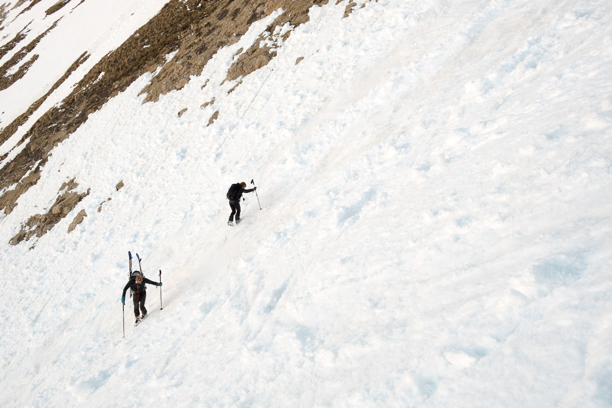 160506-074311.jpg - Raidillon des pentes des Cavales, ça va mieux à pieds